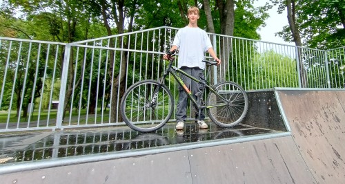 Okroili dzieciom skatepark