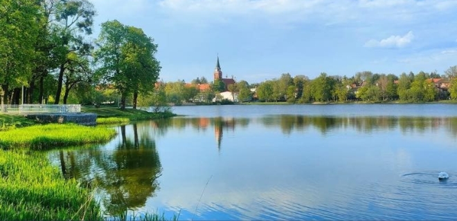 Dostali 42 miliony na ratowanie jeziora