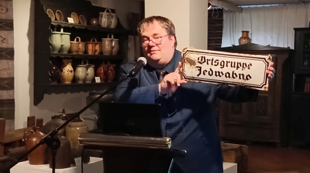 Słodko - gorzka opowieść o Jedwabnie