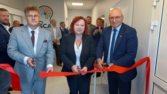 Rezonans ze sztuczną inteligencją