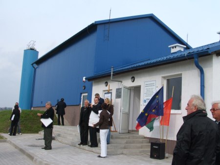 Fake news, który da im kasę