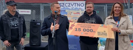 Festiwalowy czek dla schroniska
