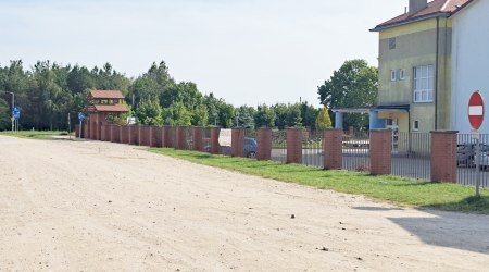 Zacięty bój o ulicę Szkolną