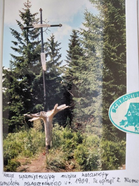 Godzinami z książkami - W cieniu Babiej Góry