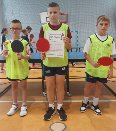 Podstawówki grały w ping-ponga