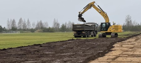 Ruszyły prace na stadionie