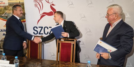 Podpisali umowę na wieżę