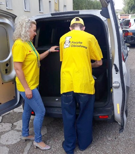 Nie tylko karmią, ale i ratują życie